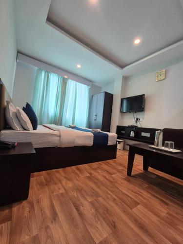 hotel kasturi