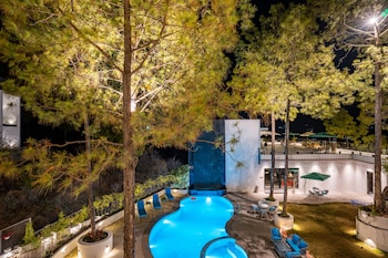 velmore kasauli operated by royal orchid