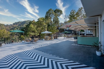 velmore kasauli operated by royal orchid