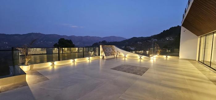 velmore kasauli operated by royal orchid