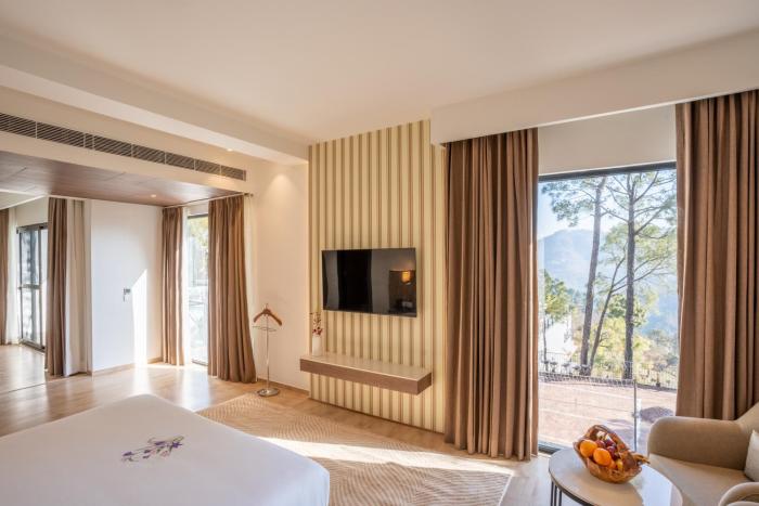 velmore kasauli operated by royal orchid