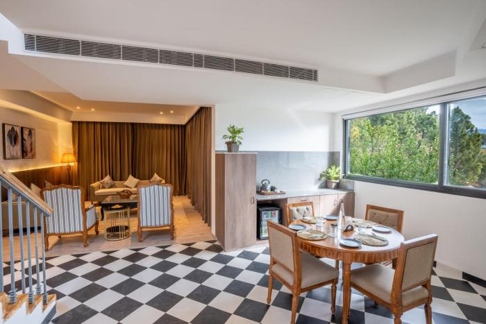 velmore kasauli operated by royal orchid