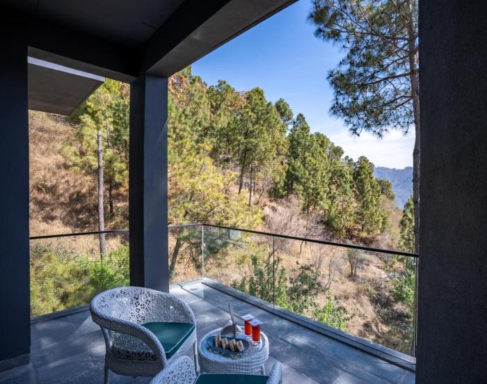 velmore kasauli operated by royal orchid