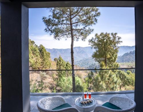 velmore kasauli operated by royal orchid