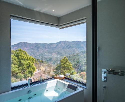 velmore kasauli operated by royal orchid