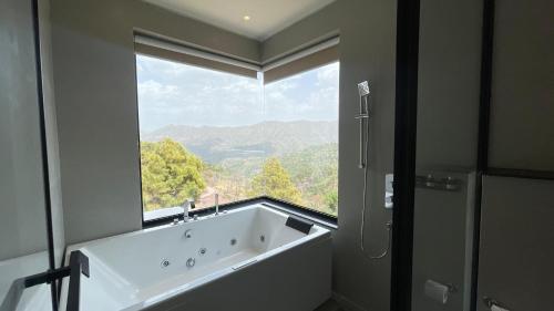 velmore kasauli operated by royal orchid