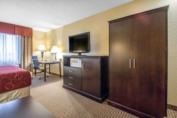 comfort suites wisconsin dells area