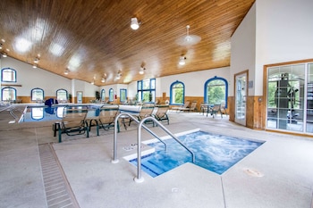 comfort suites wisconsin dells area