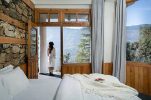 the isisinga a forest retreat in mountain
