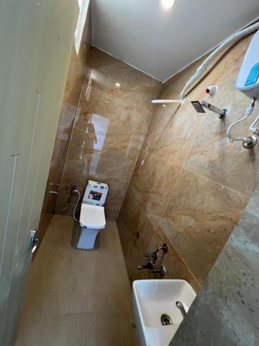 Snr Venus Hotels,,2 star