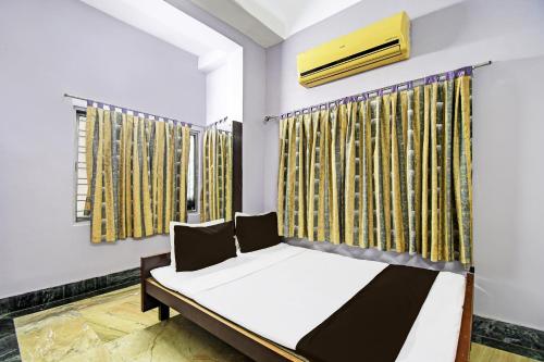 Hotel O Arati House,,4 star