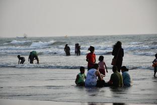 anchor beach resort