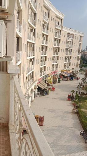 radhe krishna sarnam luxury stay