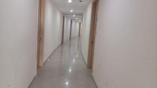 radhe krishna sarnam luxury stay