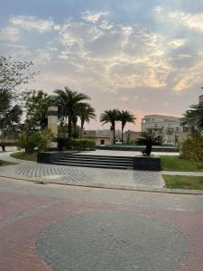 radhe krishna sarnam luxury stay