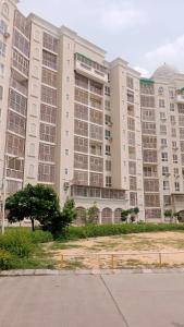 radhe krishna sarnam luxury stay