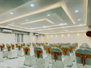 epic rooms and halls pm palem