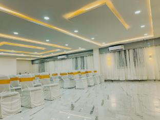epic rooms and halls pm palem