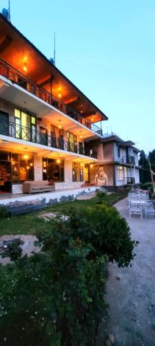 doghari stays auberge