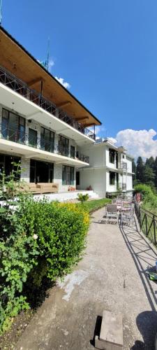 doghari stays auberge