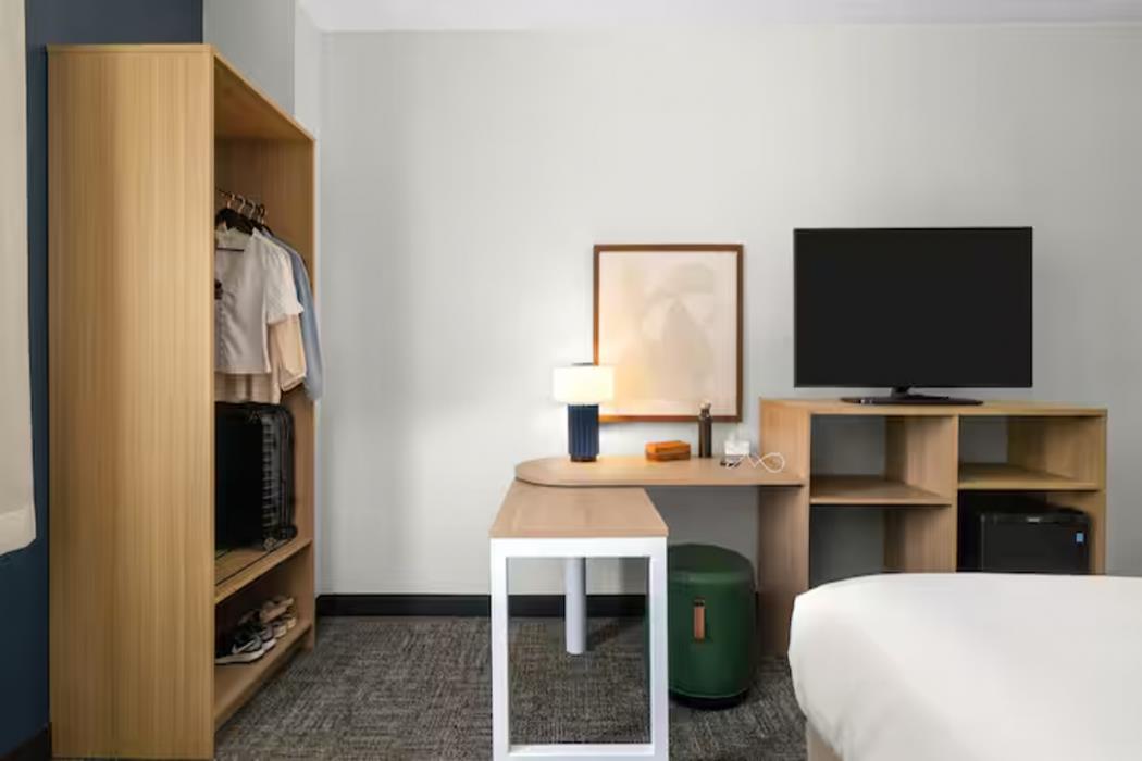 spark by hilton pelham birmingham i 65