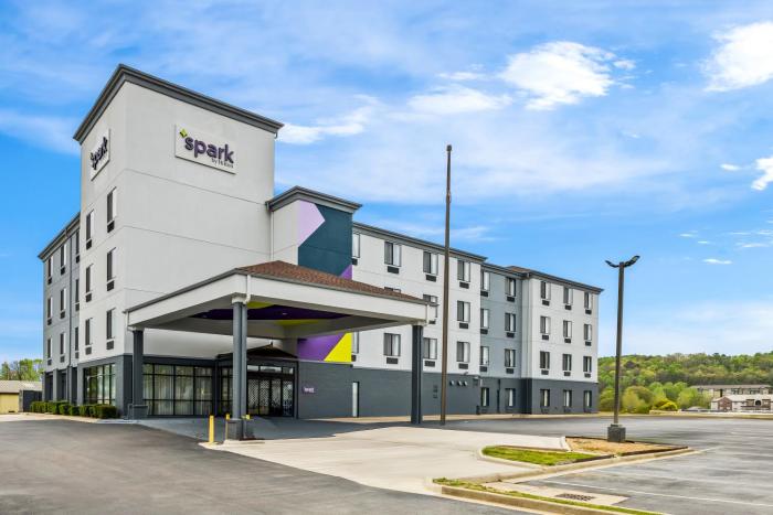 spark by hilton pelham birmingham i 65