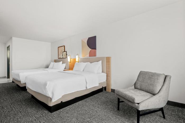spark by hilton pelham birmingham i 65