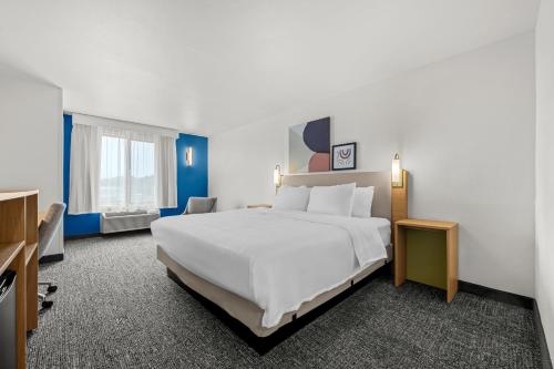 spark by hilton pelham birmingham i 65