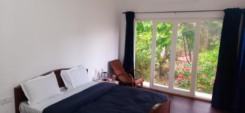 happyhuts at green valley view