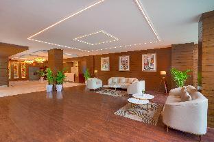 lemon tree hotel noida