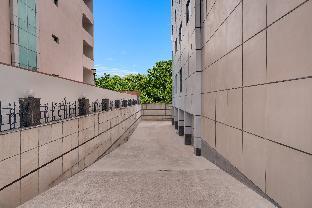 lemon tree hotel noida
