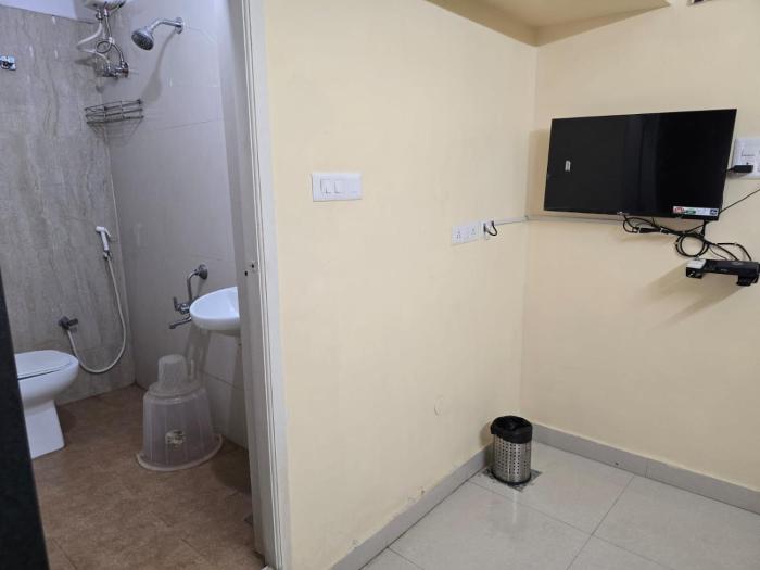 gt empire hotel near chennai trade centre