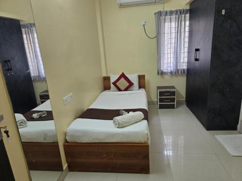 gt empire hotel near chennai trade centre