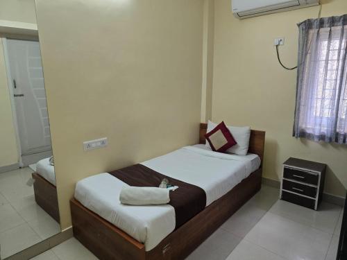 gt empire hotel near chennai trade centre