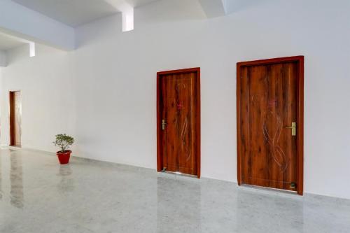 Hotel O Stay Inn,,4 star