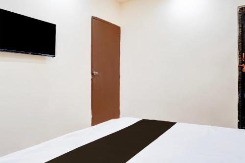 hotel o shivay inn ayodhaya bypass road