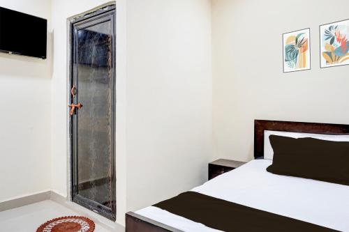 hotel o shivay inn ayodhaya bypass road