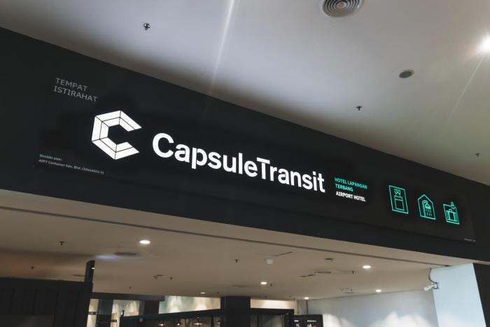 capsuletransit landside airport hotel public area gateway klia t2 lvl 1