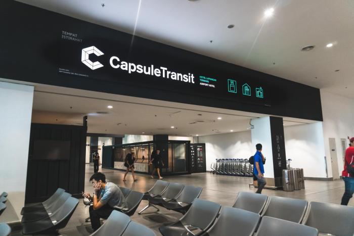 capsuletransit landside airport hotel public area gateway klia t2 lvl 1