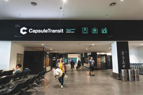 capsuletransit landside airport hotel public area gateway klia t2 lvl 1