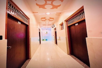 Hotel Aparna Palace,,2 star