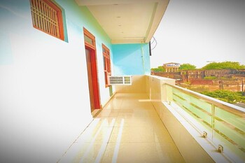 Hotel Aparna Palace,,2 star