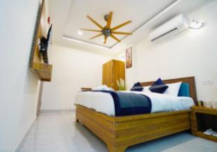 hotel d k residency ghaziabad