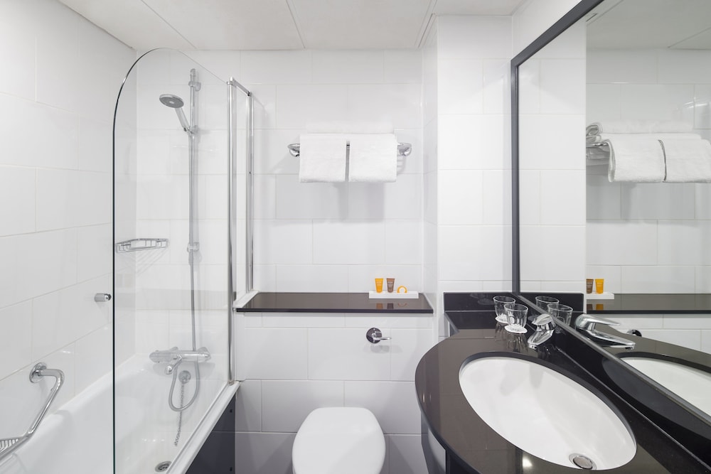 holiday inn peterborough west by ihg