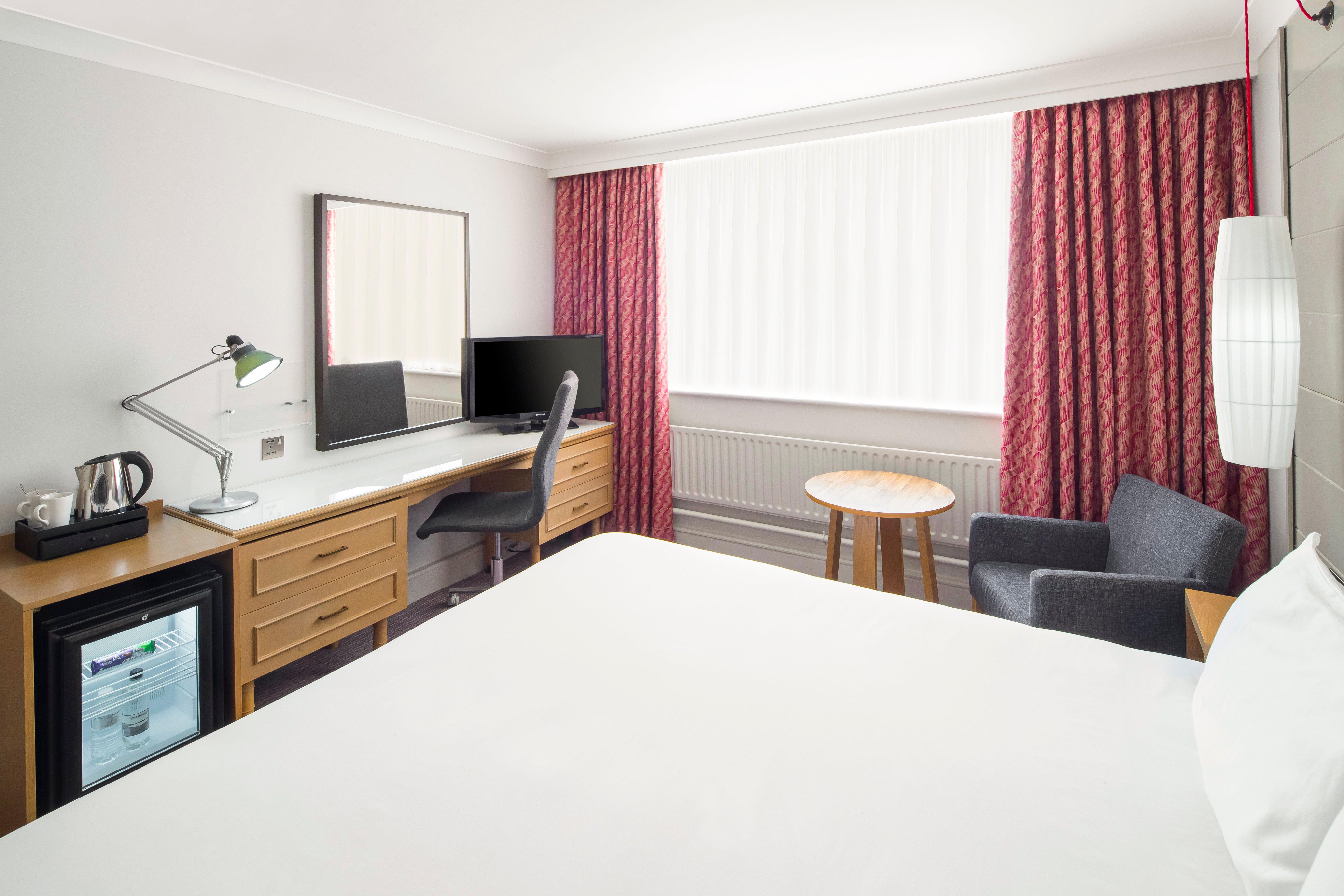 holiday inn peterborough west by ihg