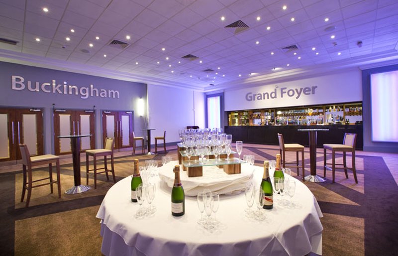 holiday inn peterborough west by ihg
