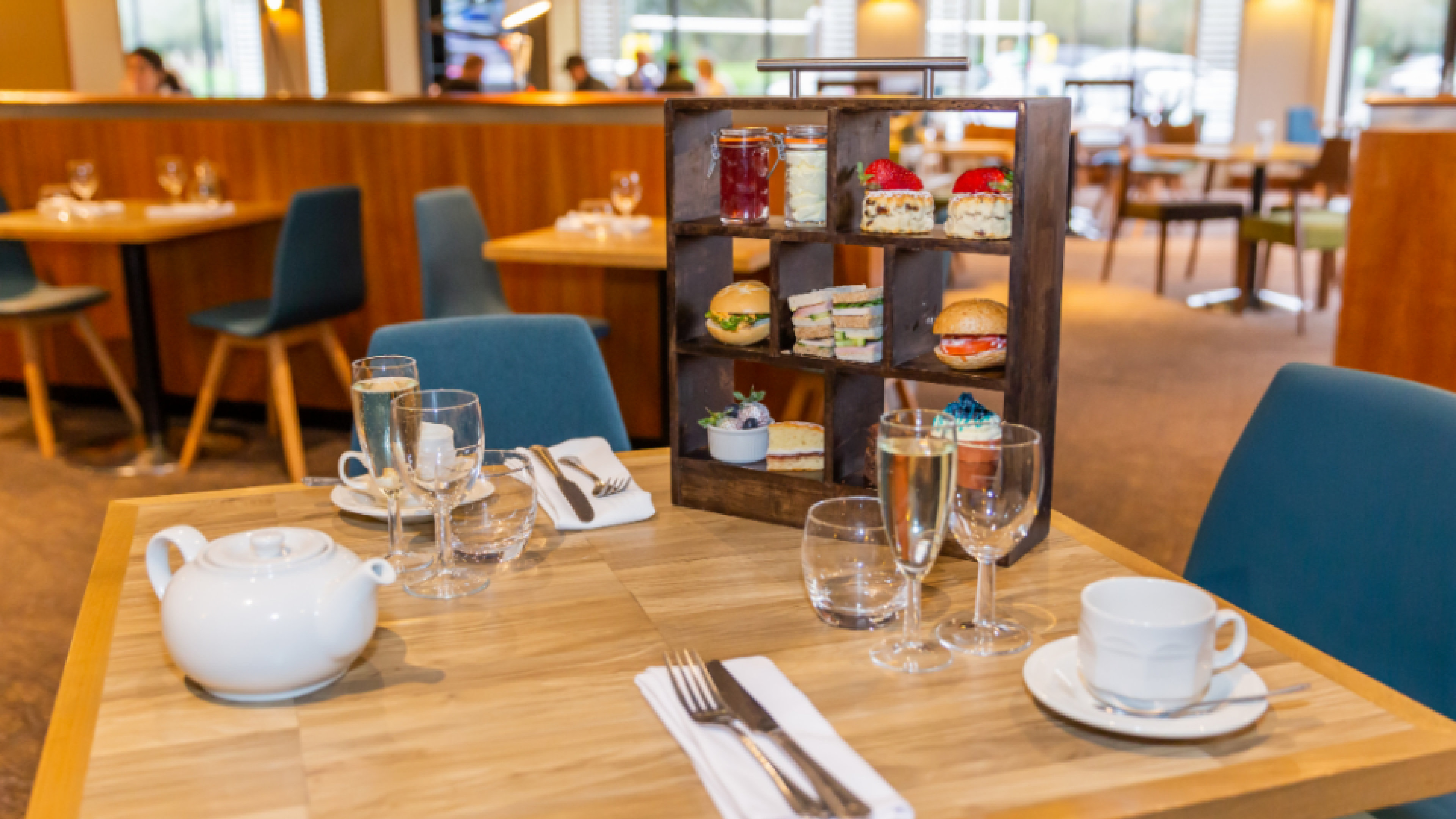 holiday inn peterborough west by ihg