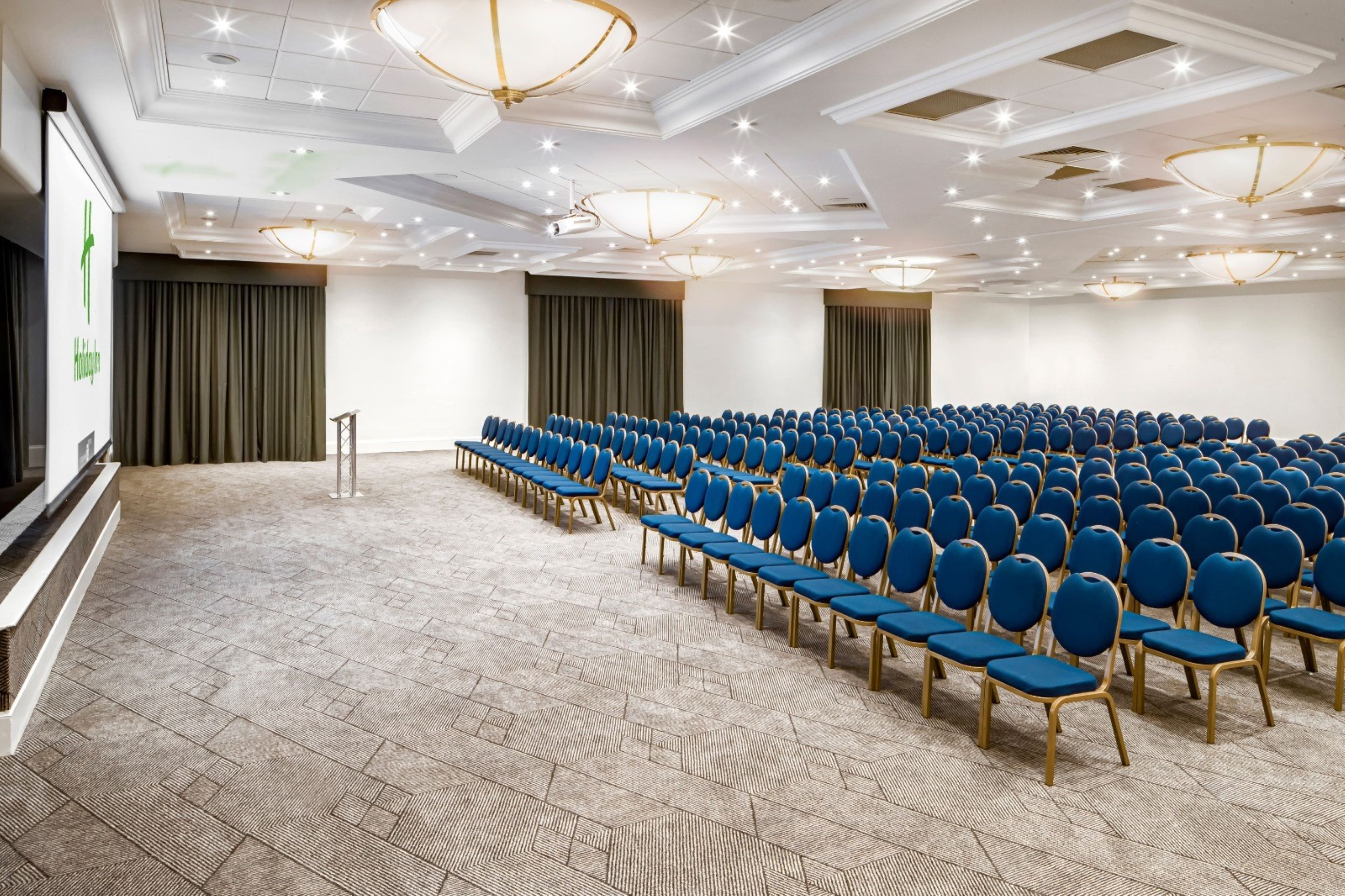 holiday inn peterborough west by ihg