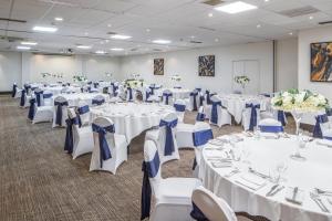holiday inn peterborough west by ihg