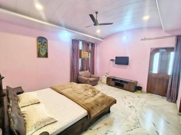 riya villa luxury stay varanasi